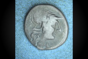 Ancient Roman Coin (Trebania denarius, 135 BC) Head